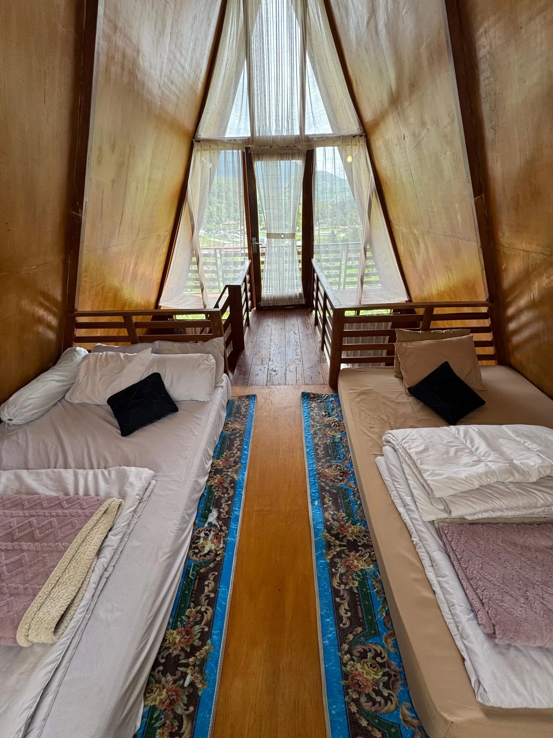 Cabin Wahyu Adiwa Dieng dengan Fasilitas Lengkap dan Harga Terjangkau