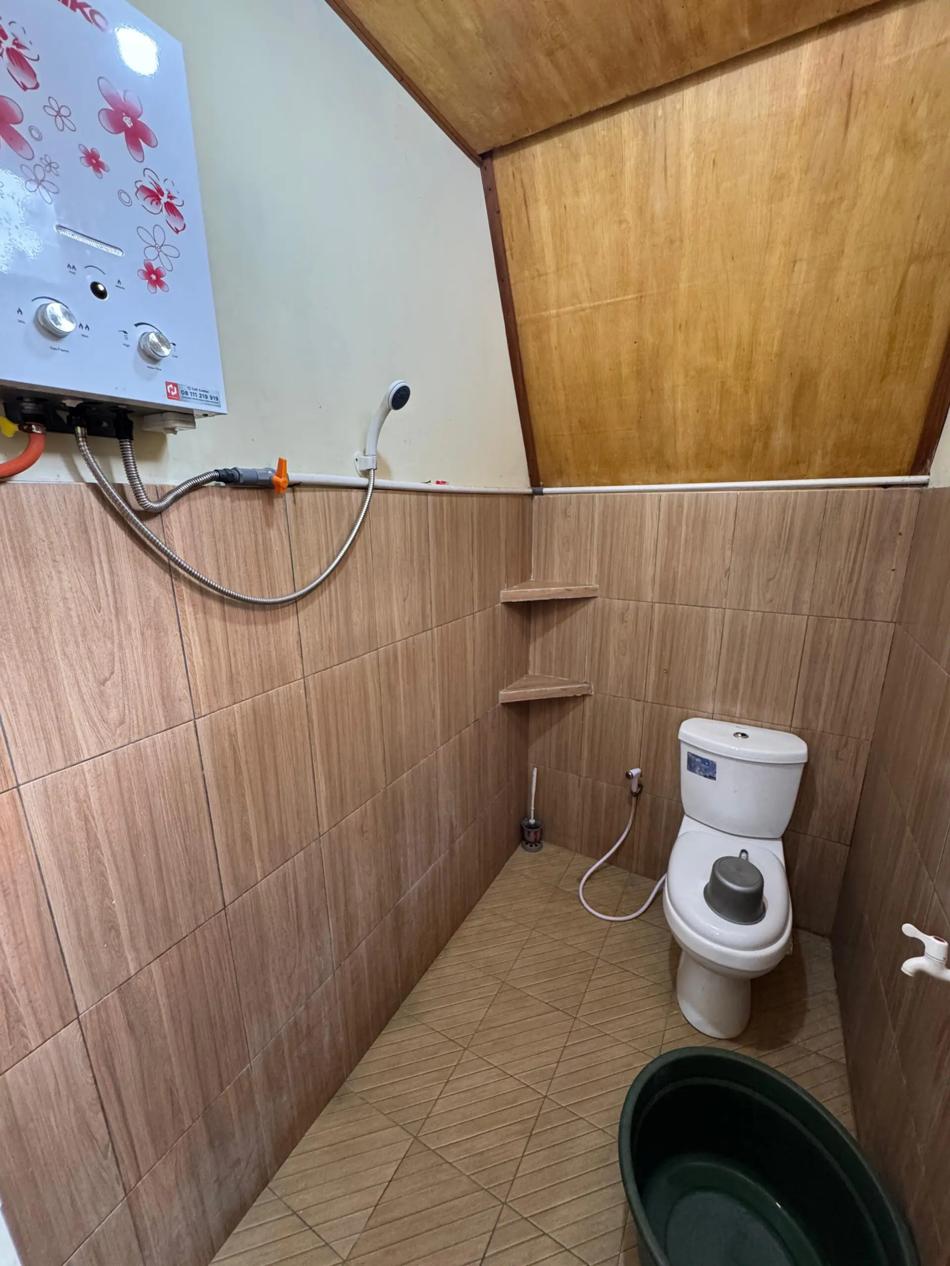 Cabin Wahyu Adiwa Dieng dengan Fasilitas Lengkap dan Harga Terjangkau