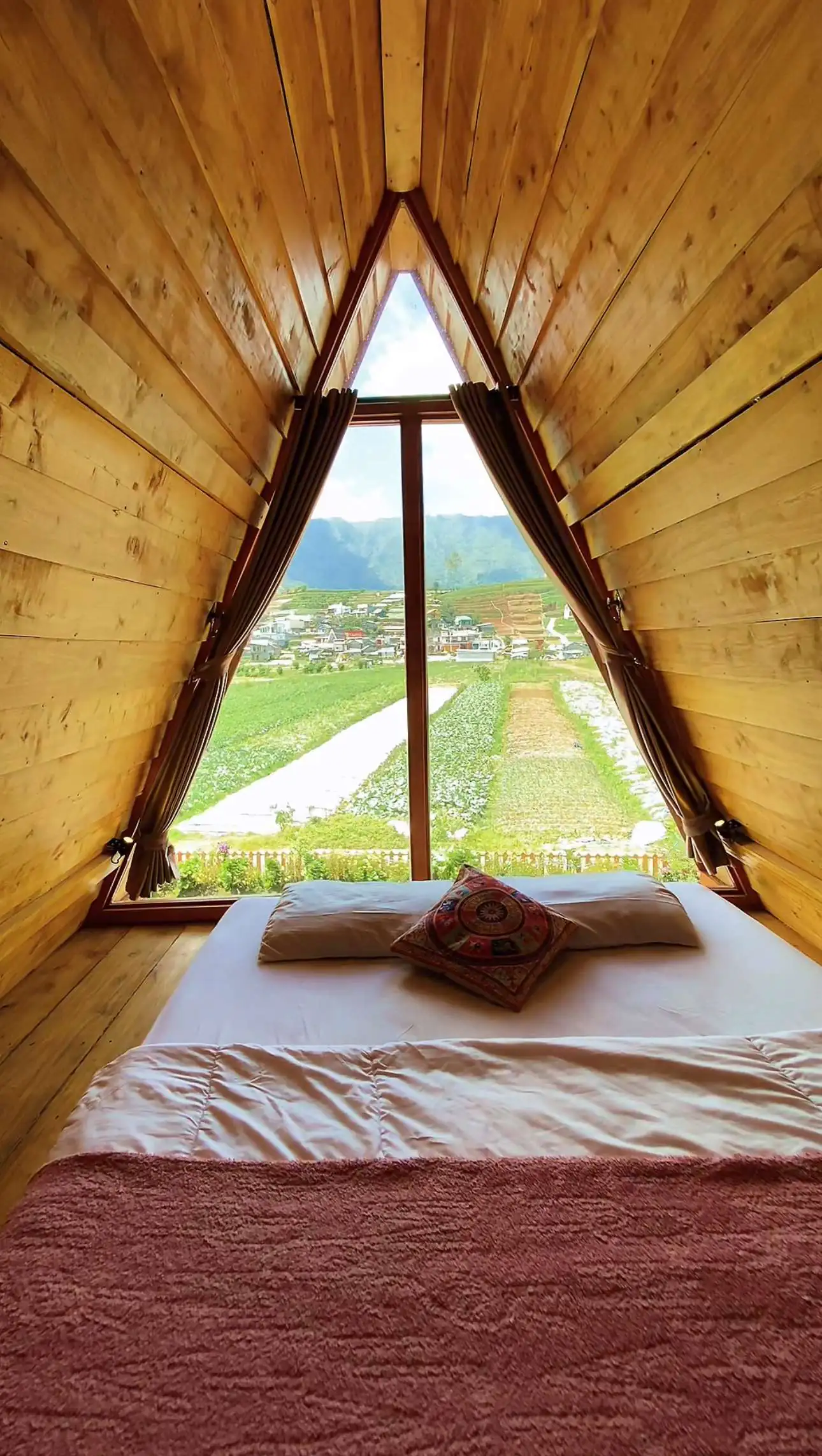 Cabin Viki 1 Dieng dengan Fasilitas Lengkap dan Harga Terjangkau