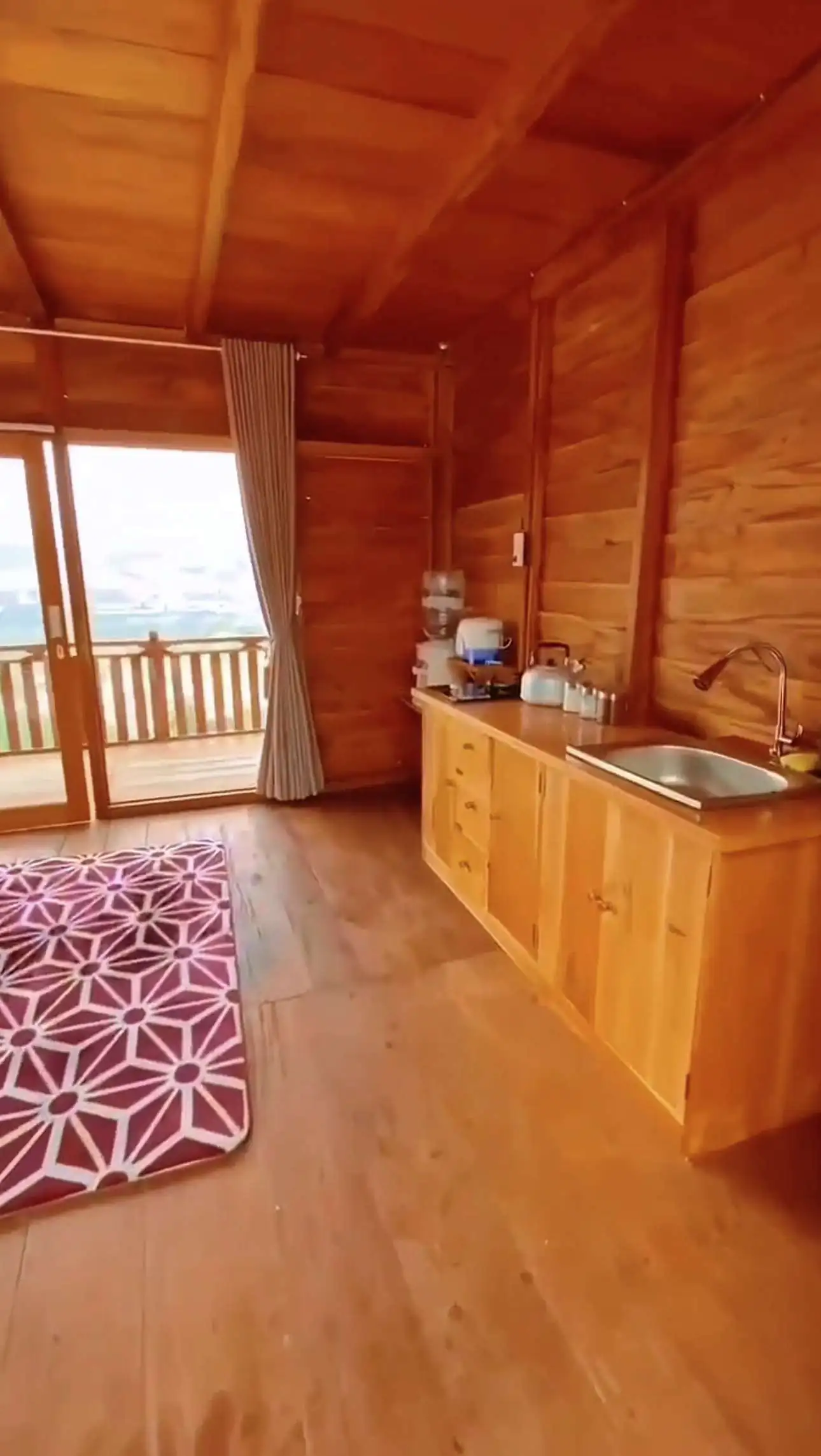 Cabin Opek Padang 2 Dieng dengan Fasilitas Lengkap dan Harga Terjangkau