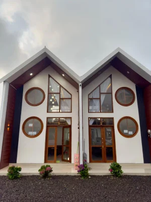 Villa Tri House, Villa Dieng dengan Fasilitas Lengkap dan Harga Terjangkau.