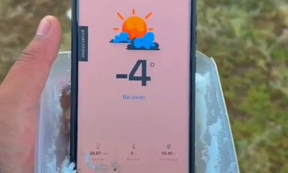 Suhu Dieng Minus -4°C: Munculnya Es atau Embun Upas di Dieng
